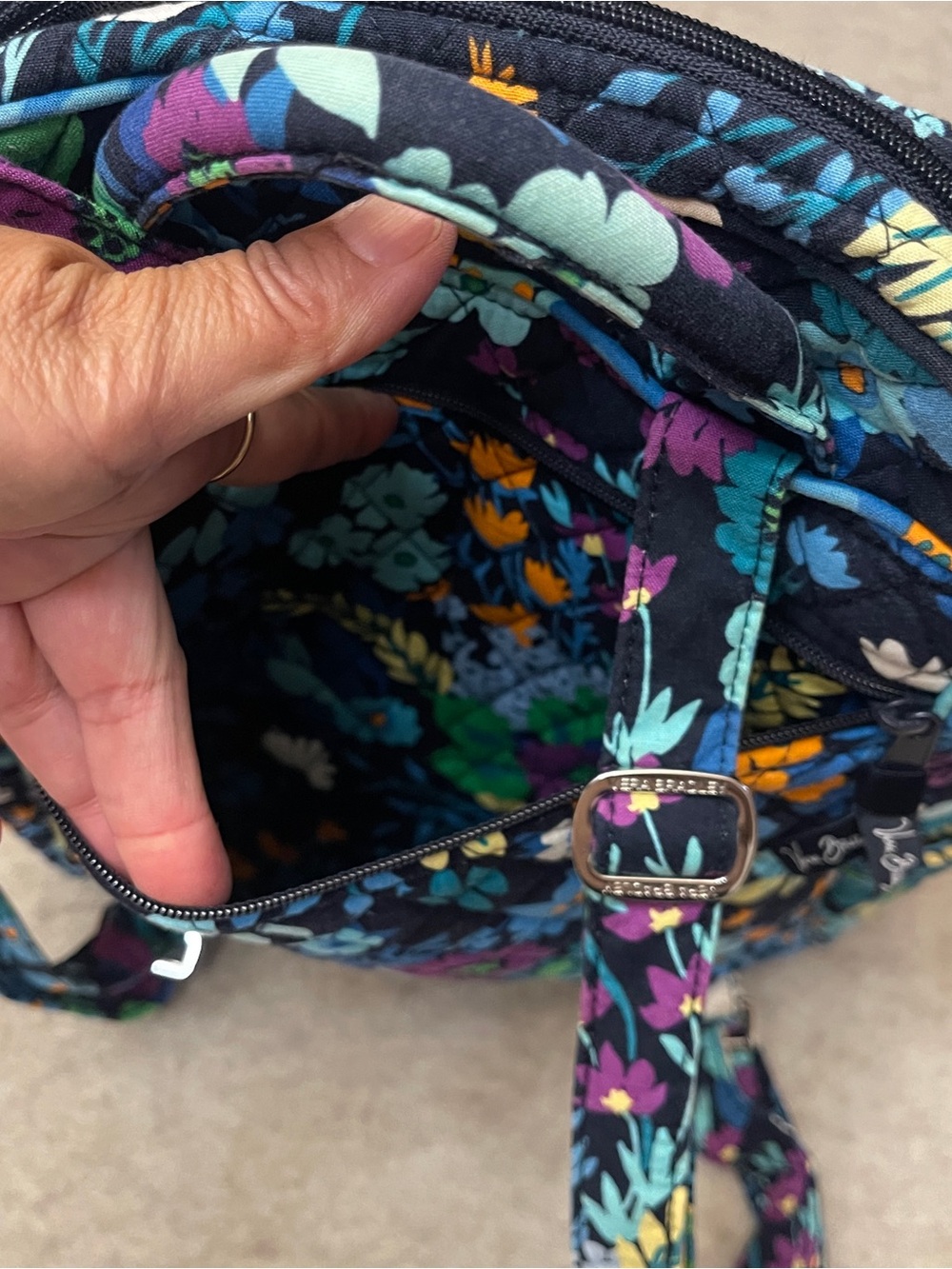 Vera Bradley Retired Chandelier Floral Iconic Campus Backpack Navy Blue Floral - Picture 5 of 12